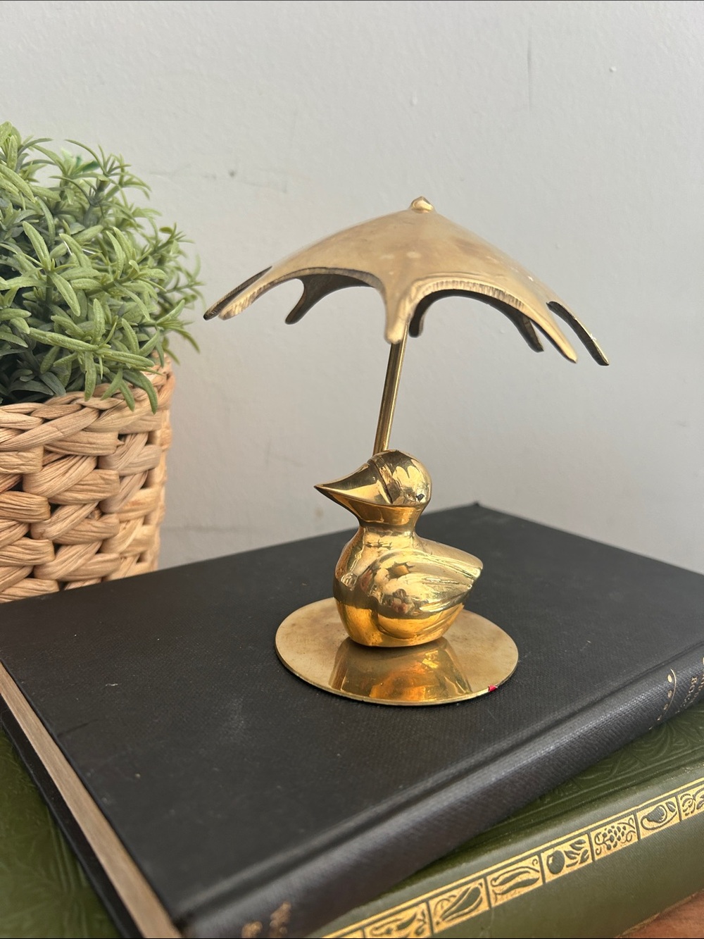 Brass Duck Figurine with holder Umbrella MCM Baby Gift